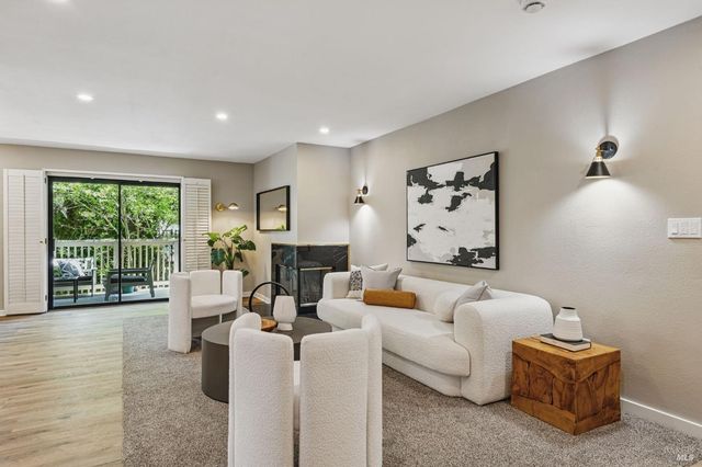 106 Eucalyptus Knoll St, Mill Valley, CA 94941