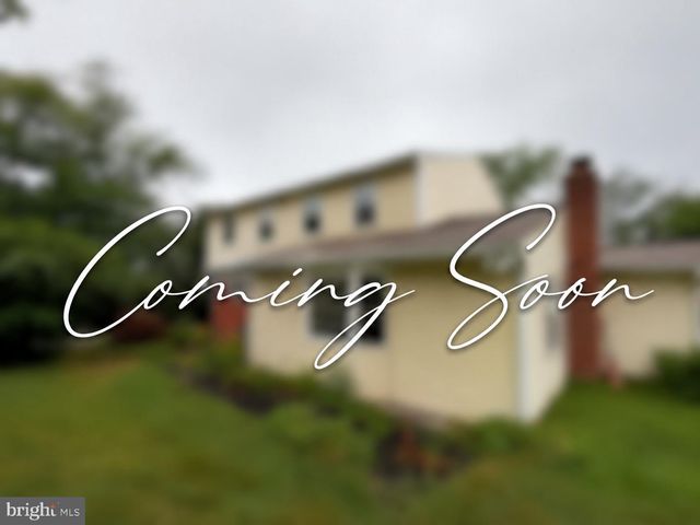 3600 Oakwood Ln, Alexandria, VA 22310