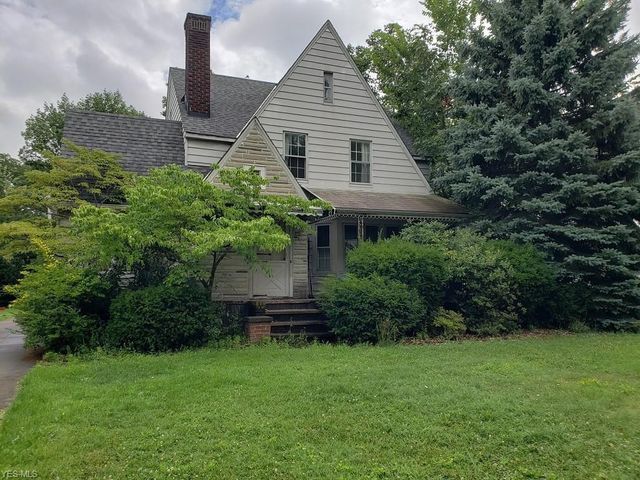 297 E  270th St, Euclid, OH 44132