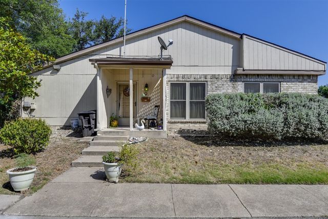 8613 N  Normandale St, Fort Worth, TX 76116