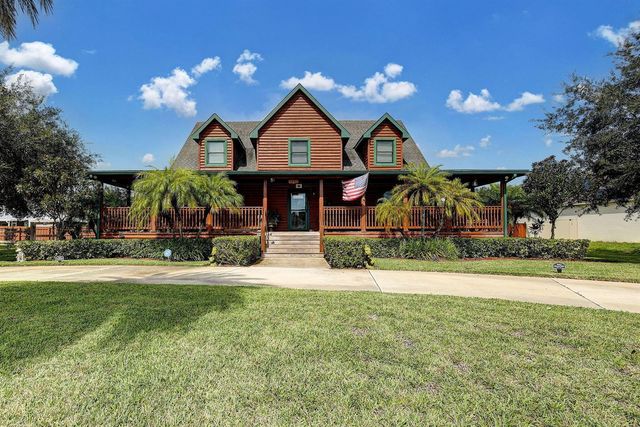 4550 SW Calloway St, Port Saint Lucie, FL 34953
