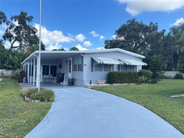 5619 Bayshore Rd #469, Palmetto, FL 34221