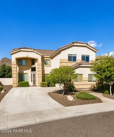 26506 N  55th Dr, Glendale, AZ 85310