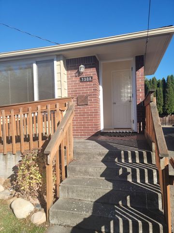 7308 24th Ave NW, Seattle, WA 98117