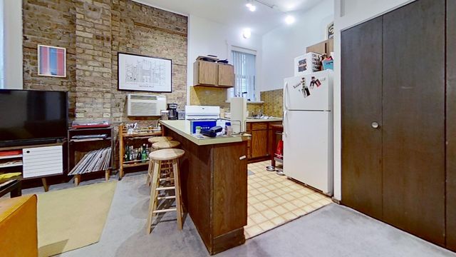 Raised First Floor East Lakeview One Bedroom - Chicago, IL | Trulia