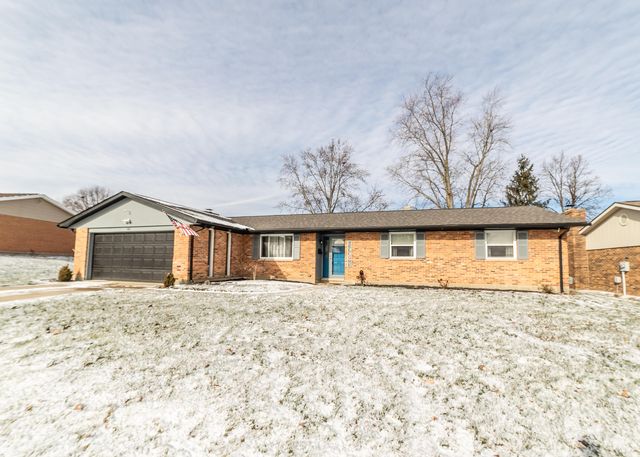 747 Shirley Dr, Tipp City, OH 45371