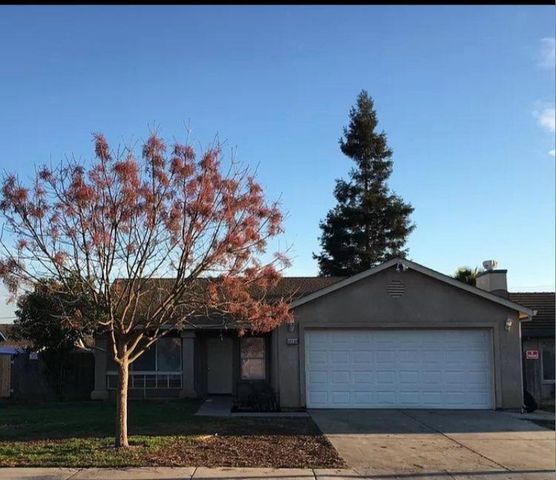 12210 Goldmine Ave, Waterford, CA 95386