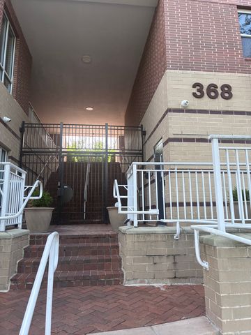 368 Rector St #506, Perth Amboy, NJ 08861