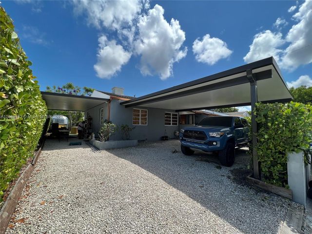 3160 SW 19th Ter, Miami, FL 33145