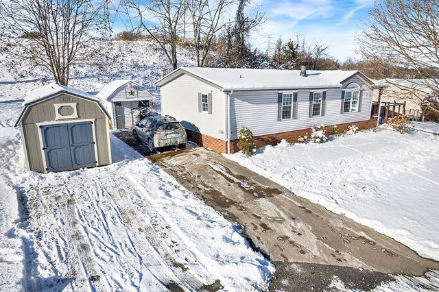 123 Laura Ln, Elizabeth, PA 15037