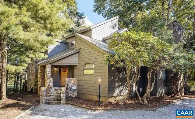 220 Laurel Springs Dr, Wintergreen Resort, VA 22967