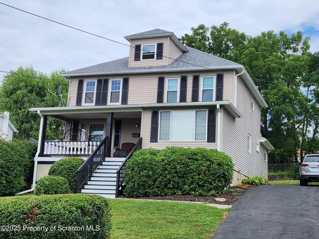 16 Flannagan St, Pringle, PA 18704