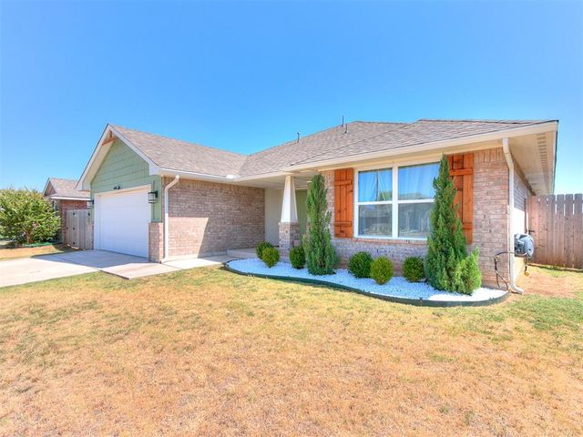 8608 NW 77th St, Oklahoma City, OK 73132