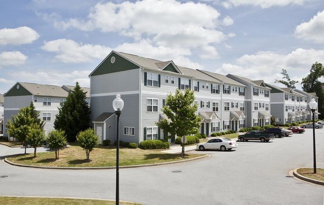 116 University Village Dr #D, Central, SC 29630