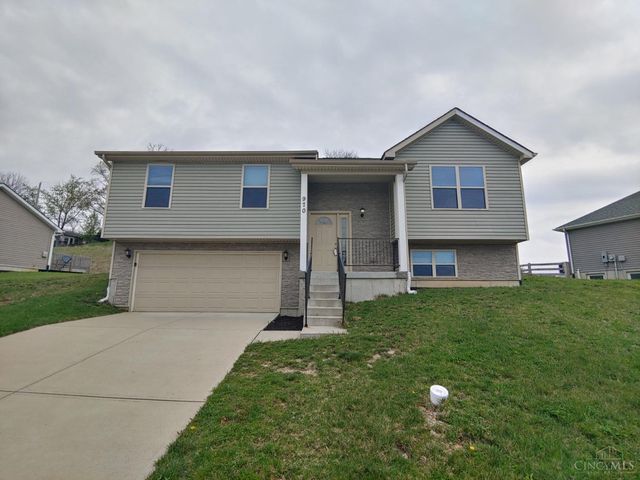 970 Golfview Dr, Hamilton, OH 45013