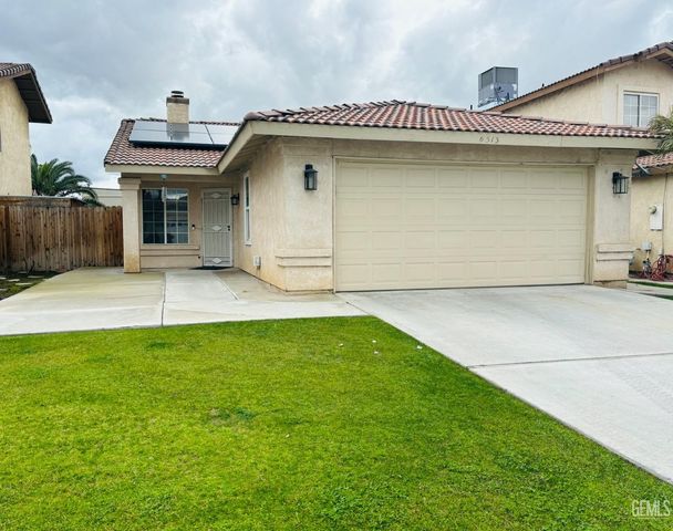 6513 Sky View Dr, Bakersfield, CA 93307