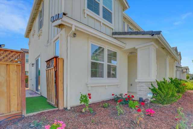 243 E  Lawson Ave, Mountain House, CA 95391