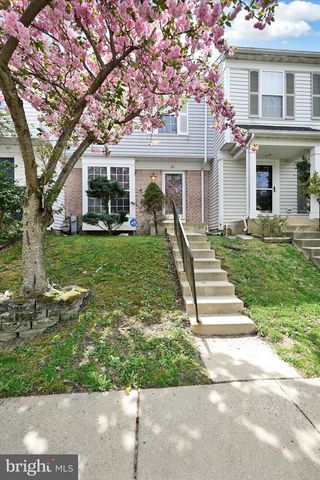 21 Stretham Ct, Owings Mills, MD 21117