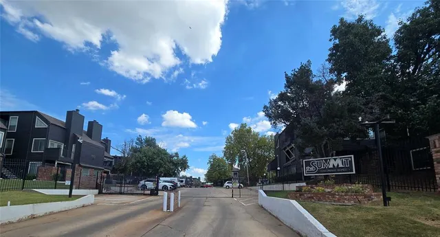 11520 N  May Ave #C105, Oklahoma City, OK 73120