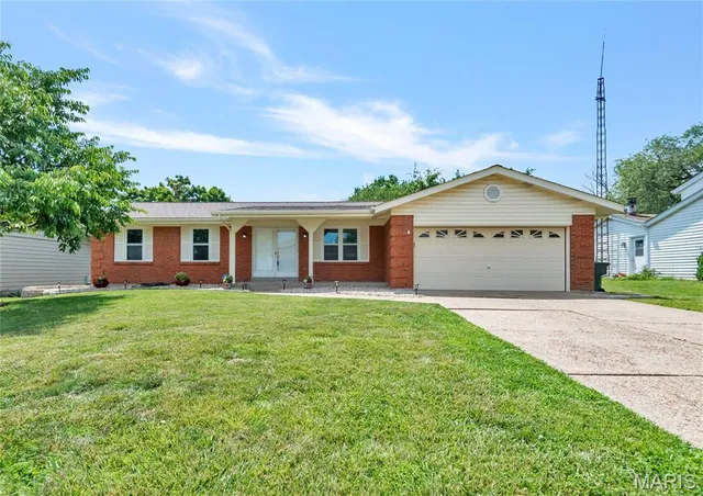 1363 Brandywine Ln, Saint Peters, MO 63376
