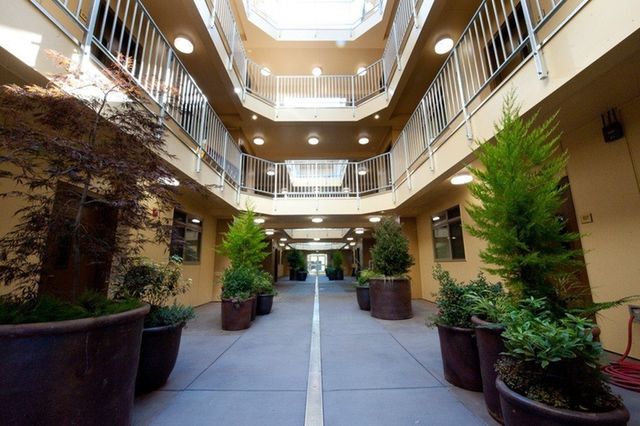 1836 Alder St #207, Eugene, OR 97401