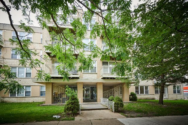 2501 W  Touhy Ave #108, Chicago, IL 60645