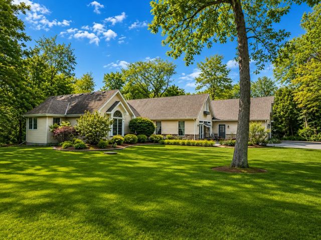 4308 N  Juniper Dr, Janesville, WI 53545