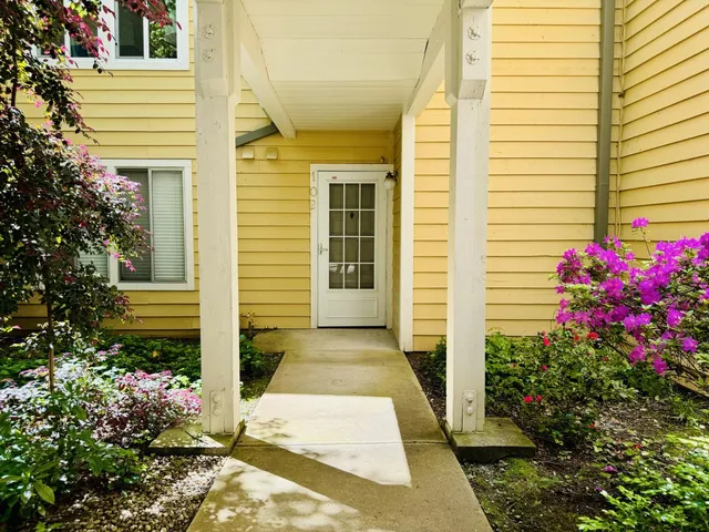 11330 Fair Oaks Blvd #102, Fair Oaks, CA 95628