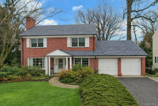 48 Highland Circle, Bronxville, NY 10708