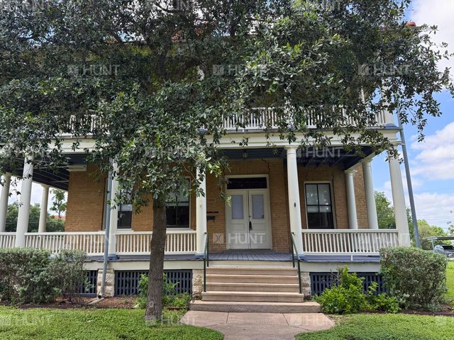 2809 N  New Braunfels Ave, Jbsa Fort Sam Houston, TX 78234