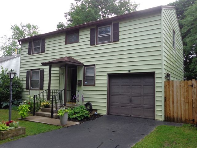 219 Wood Rd, Rochester, NY 14626
