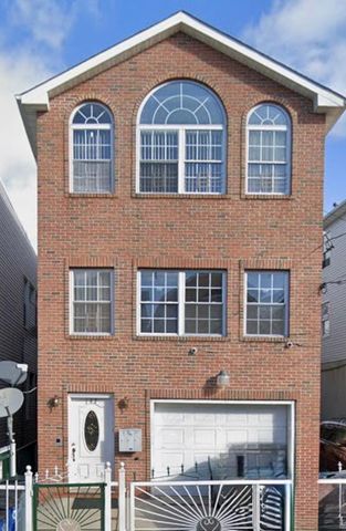 142 Ege Ave #2, Jersey City, NJ 07304