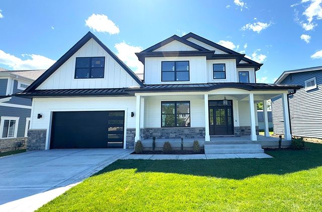 1326 N  Race Ave, Arlington Heights, IL 60004