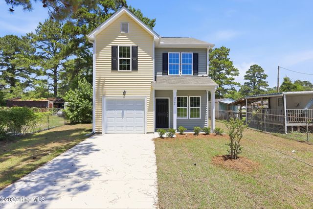 2904 Moore Avenue, New Bern, NC 28562