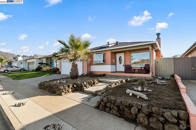 260 Shoreview Ave, Pacifica, CA 94044