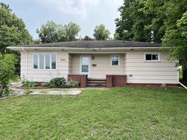 1205 West BRIDGE STREET, Wausau, WI 54401