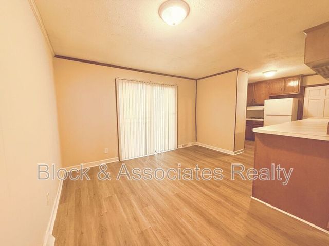 601 E  Brown St, Randleman, NC 27317