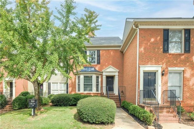 103 Mount Vernon Cir, Sandy Springs, GA 30338