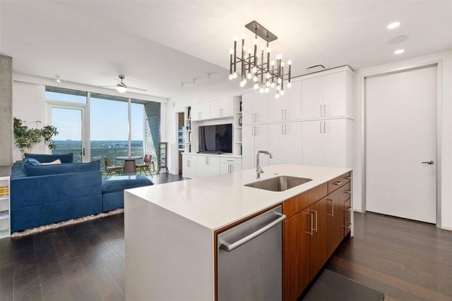 301 West Ave #1807, Austin, TX 78701