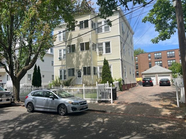 7 Pearl St, Somerville, MA 02145