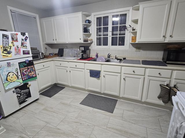 2235 S  Mound St, Milwaukee, WI 53207