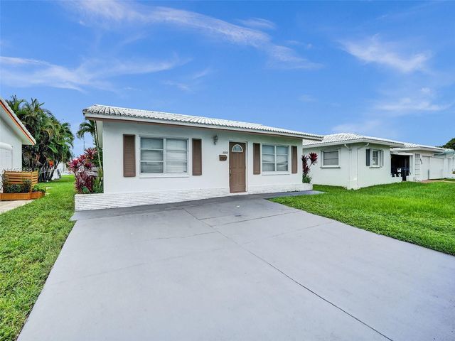 6808 NW 75th Dr, Fort Lauderdale, FL 33321