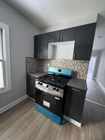 85 Caroline St, Bridgeport, CT 06608