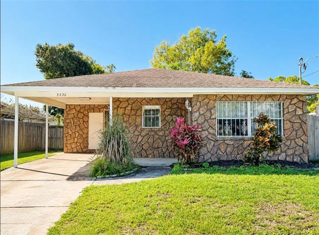 3230 W  Saint Conrad St, Tampa, FL 33607