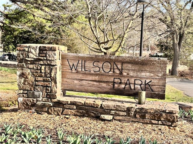 632 N  Park Ave, Fayetteville, AR 72701