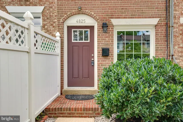 4825 41st St NW, Washington, DC 20016