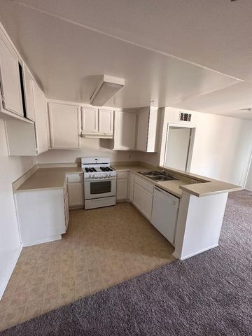 410 S  Clementine St #105, Anaheim, CA 92805