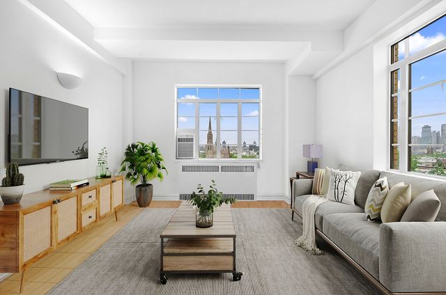 118 8th Ave #8D, Brooklyn, NY 11215