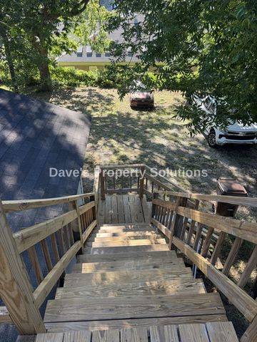 313 4th St #B, High Pt, NC 27260