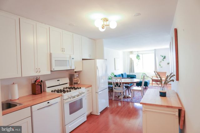 5406 Connecticut Ave NW #803, Washington, DC 20015